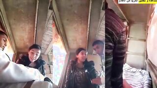 سكس عربي ساخن شاقت واحده وبتقولو دخلو في النص