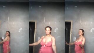 مصرية متجوزة بتخون وبتقول زبك أطول من جوزي