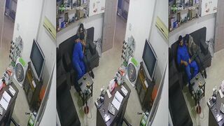 جايب صابحته الصيدلية لعمل معاها شوية سكس رومانسي  بس الكاميرا جابته