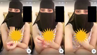 حكيت مراتي  فيديوا  بس   بزازها طالعة حبيت اعرص على لحمها شوية