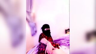 عباية شفافة علي جسم اخته الفاتنه