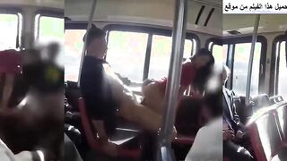 شخص ينيك صديقته في المواصلات العامه امام الناس