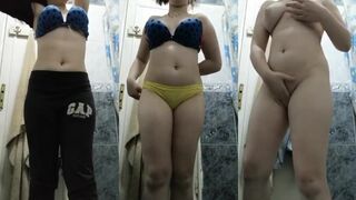 كاميرا سرية تفضح مراهقة في الحمام بتعمل حجات سكسية خالص