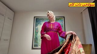 سكس مصري زوجة الداش بتدي كسها للجيران يتناكوا فيه