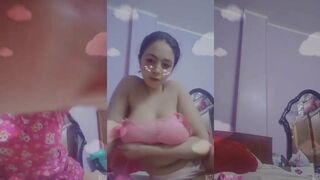 عيله هربانه من اهلها عشان تكيف كسها الحيحان