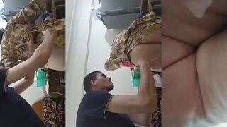 غفل خالته وصورها وهو بيلمس طيزها وهي بتاخدة الحقنة