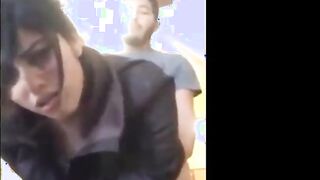 الحرمه مش قادرة بالعشيق يدخل زوبره و ميرحمش طيزها
