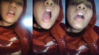 المراهقة اهاتها ولعه من محنها