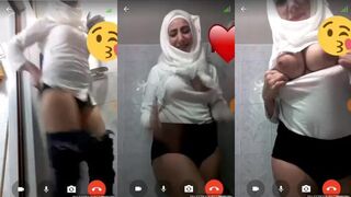 محجبه لذيذه تحب رقص الجنس للجمهور